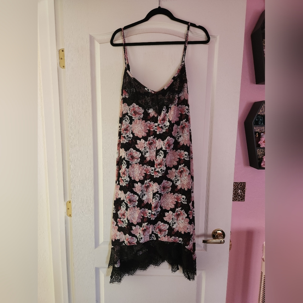 Torrid Size 6 Sleep Dress Floral Skull Pattern, Plus Size Lingerie